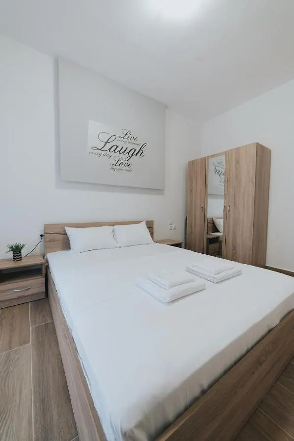Comfy And Stylish Apartment Thessaloniki