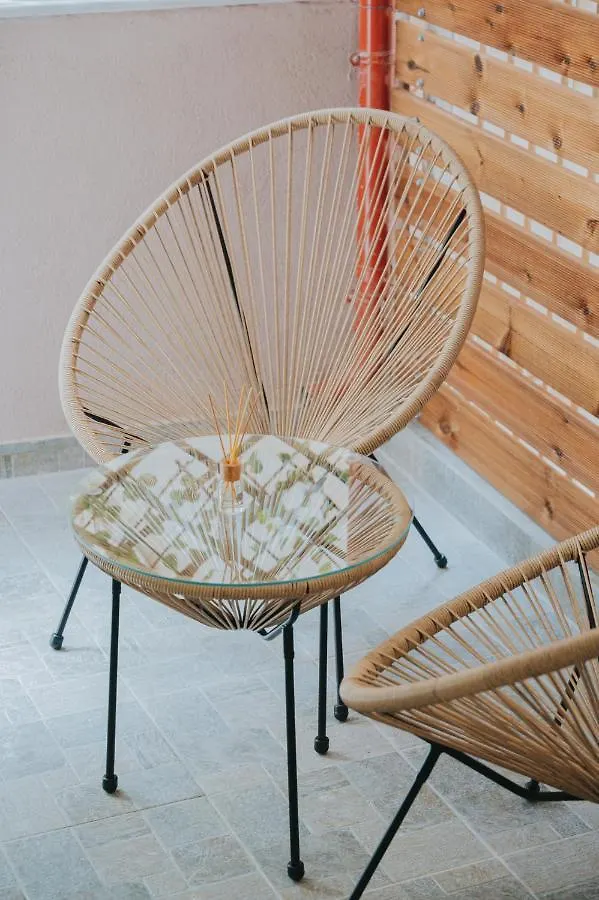 Comfy And Stylish Apartment Thessaloniki