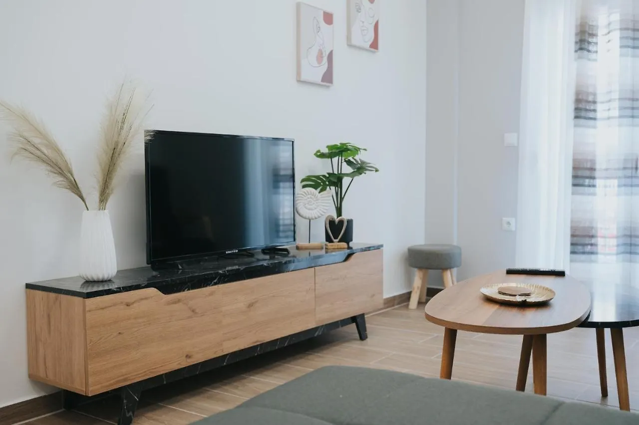 Comfy And Stylish Apartment Thessaloniki Greece